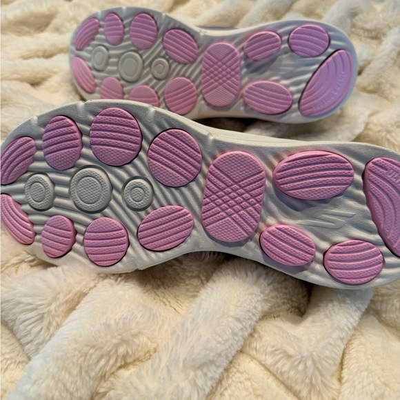 Skechers Women's Athletic Shoes in Gray and Pink - Picture 5 of 5